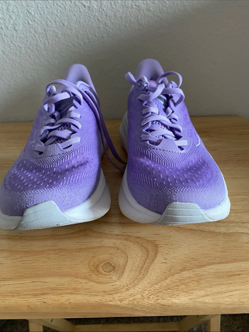 Hoka lightweight women’s